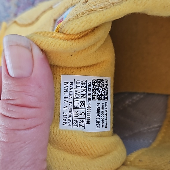 Reebok Classic Nylon Shoes - Picture 7 of 8